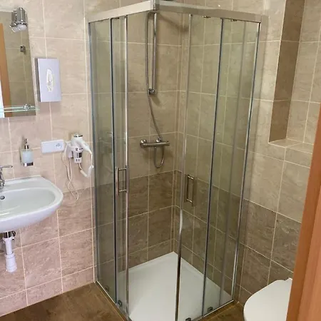Apartmany Krupka 아파트호텔 3*